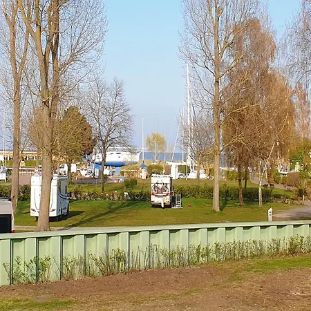 In M Nkebude For 4 Personen, Cleaning Included Prázdninový dům